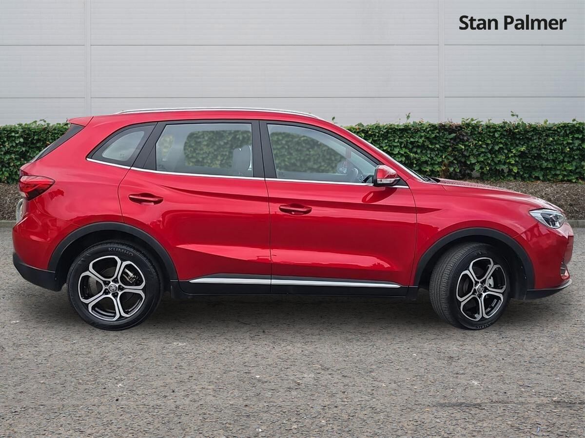 More views of MG ZS