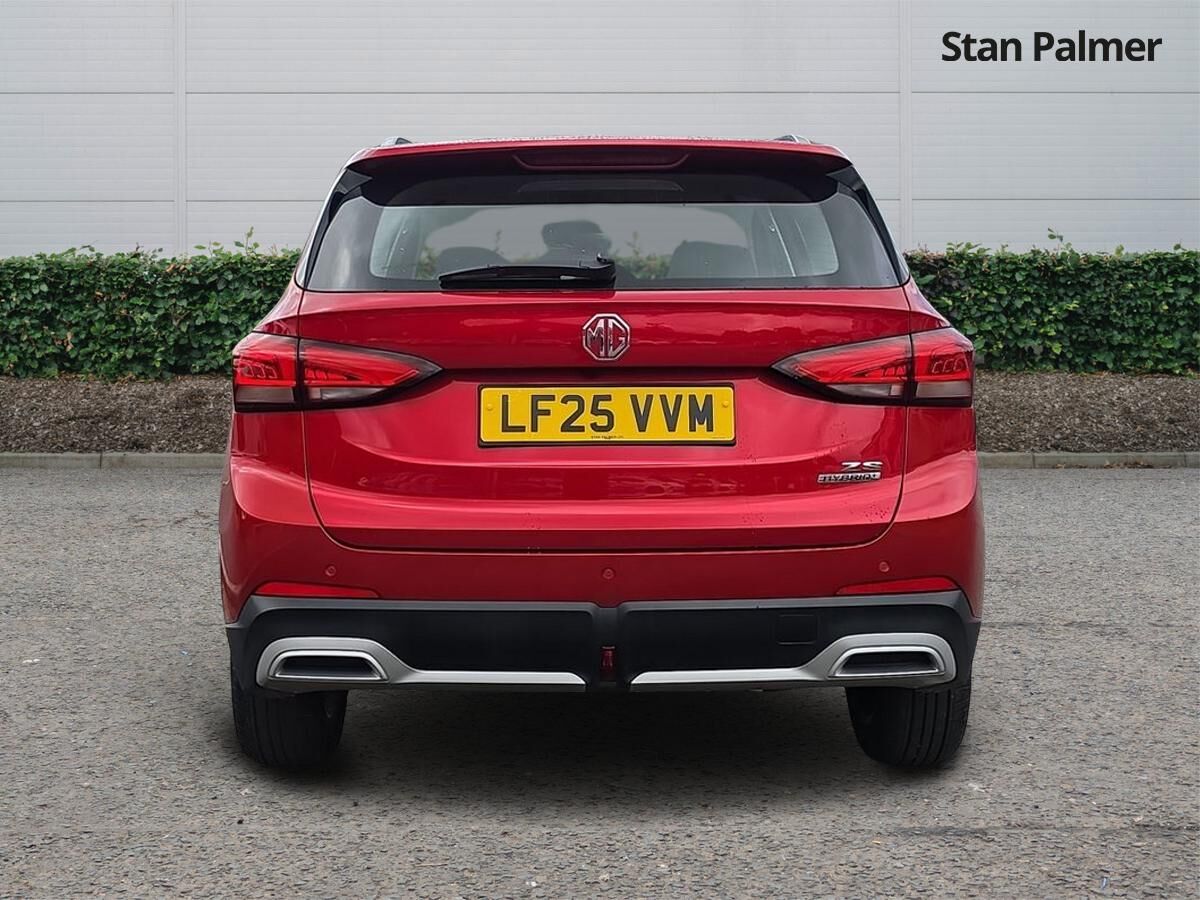 More views of MG ZS