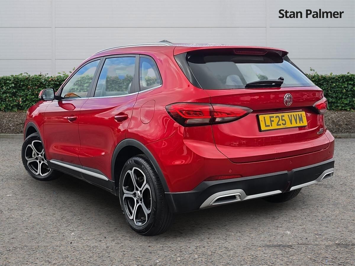More views of MG ZS