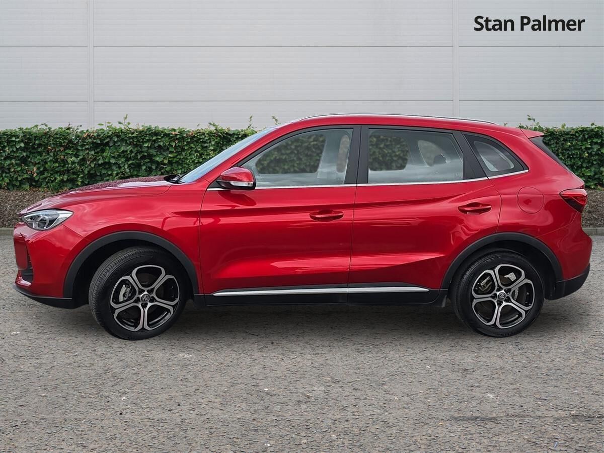 More views of MG ZS
