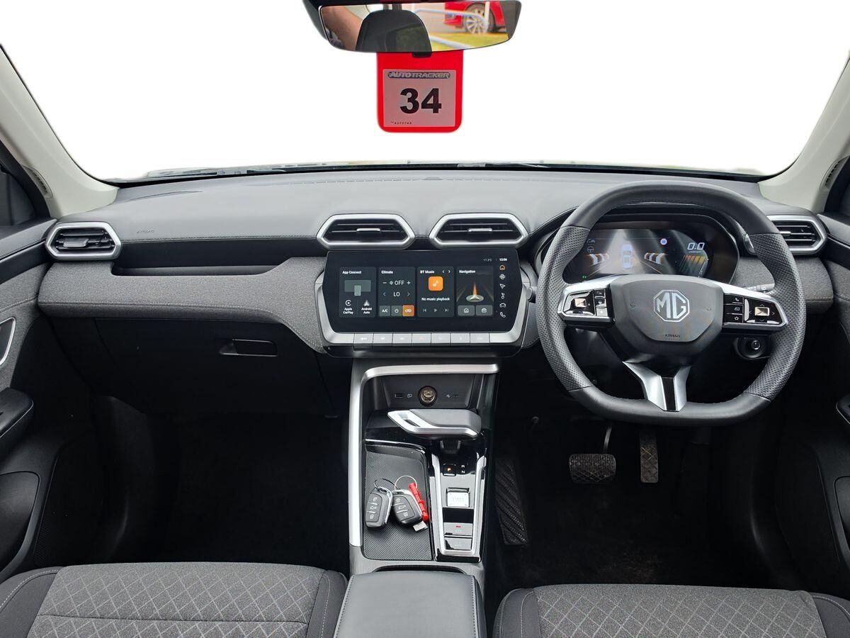 More views of MG ZS