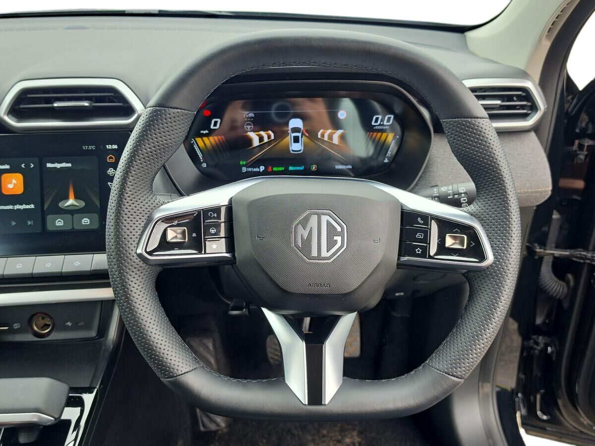 More views of MG ZS