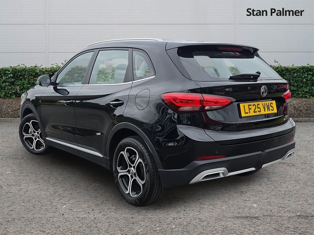 More views of MG ZS