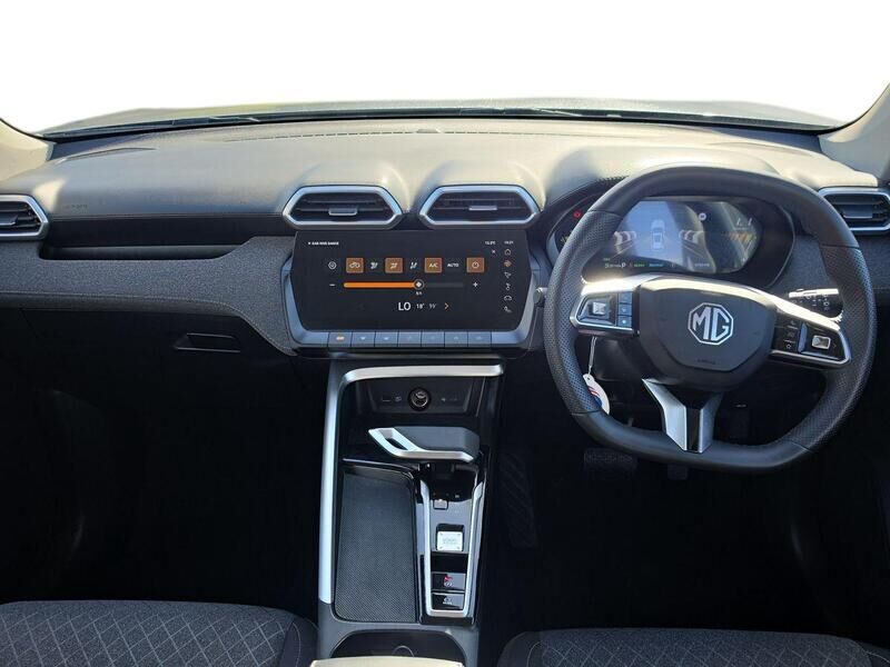 More views of MG ZS