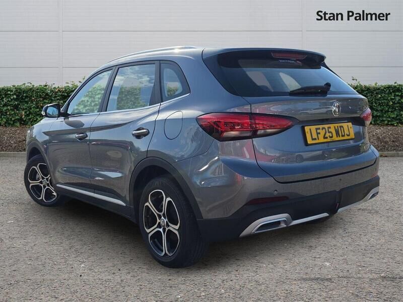 More views of MG ZS