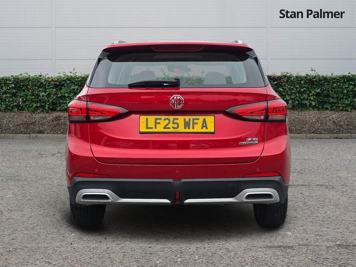 More views of MG ZS