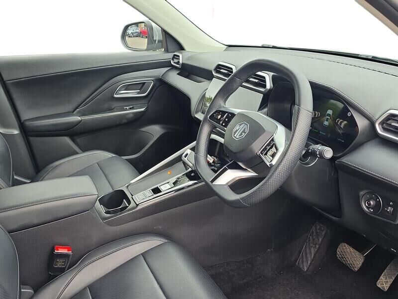More views of MG ZS