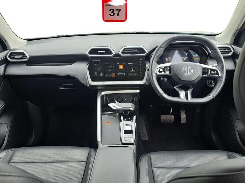 More views of MG ZS