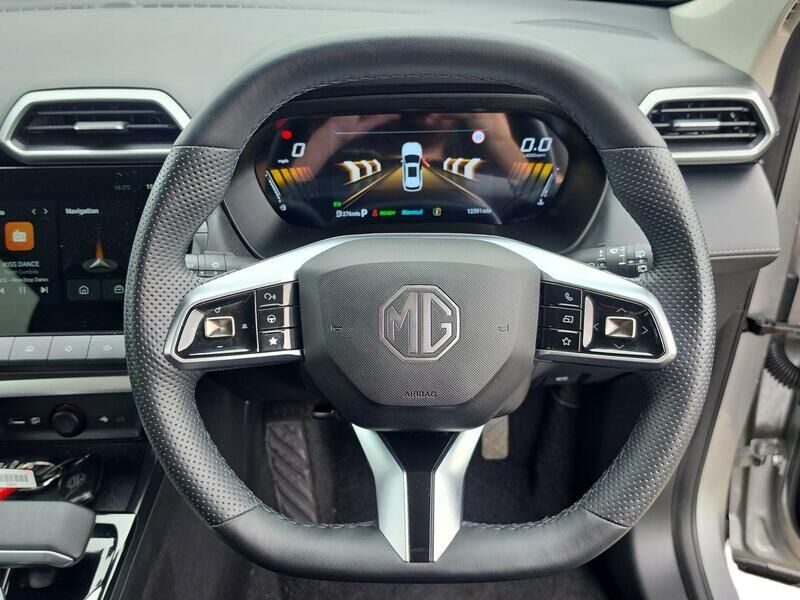 More views of MG ZS
