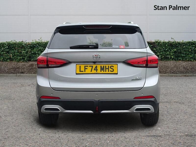 More views of MG ZS