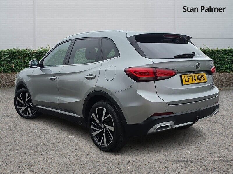More views of MG ZS