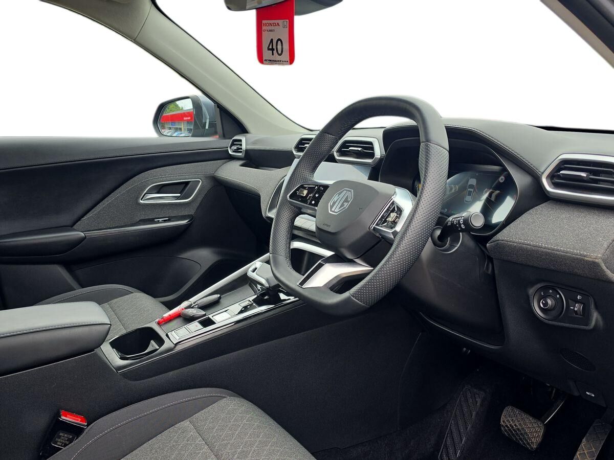 More views of MG ZS