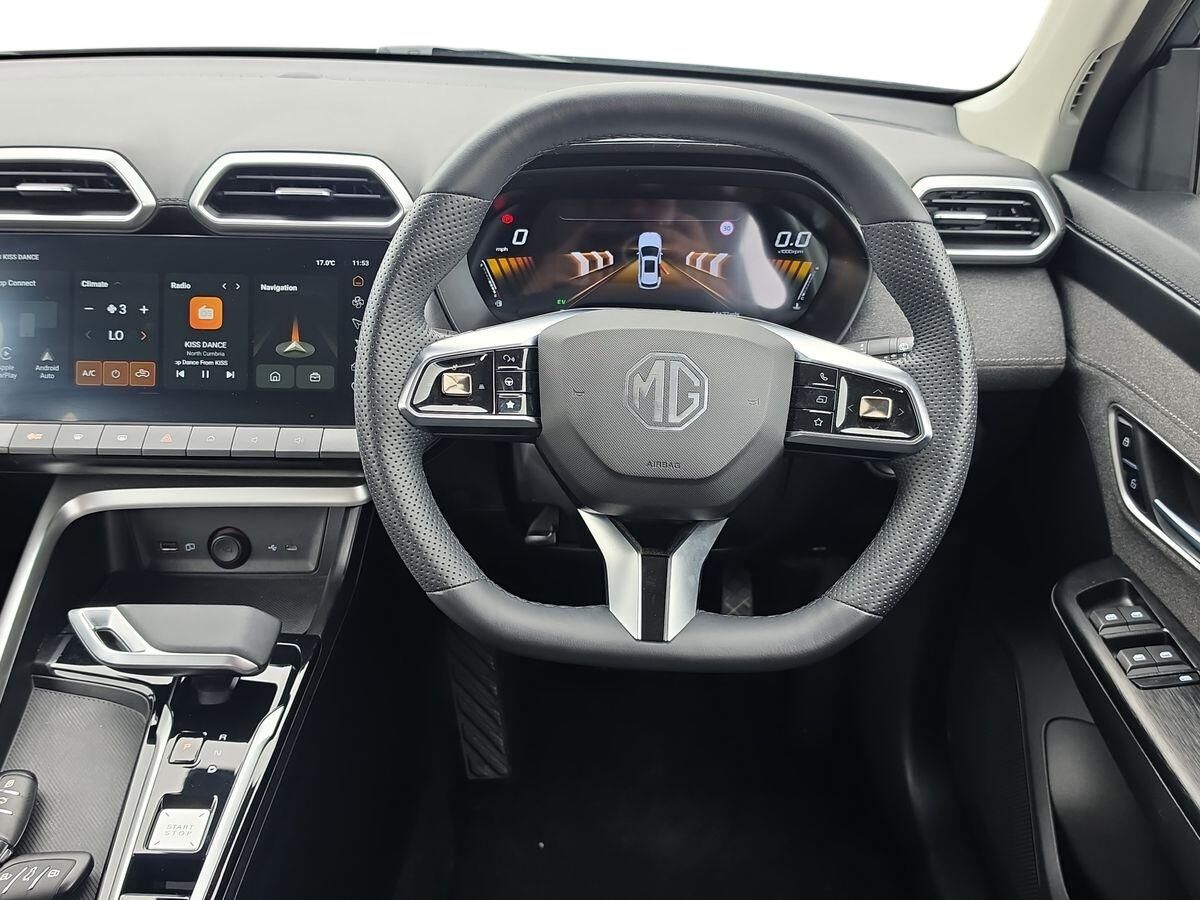 More views of MG ZS