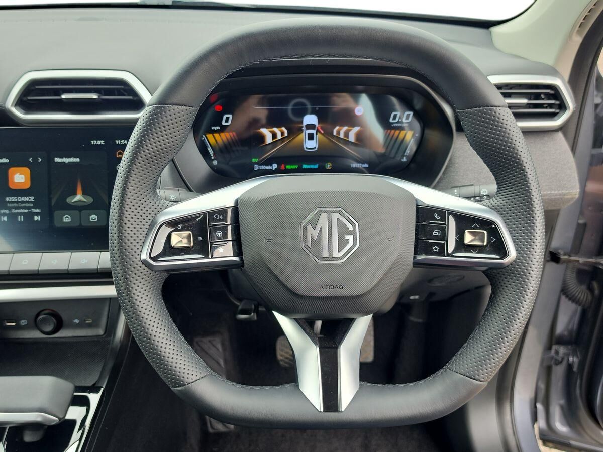 More views of MG ZS