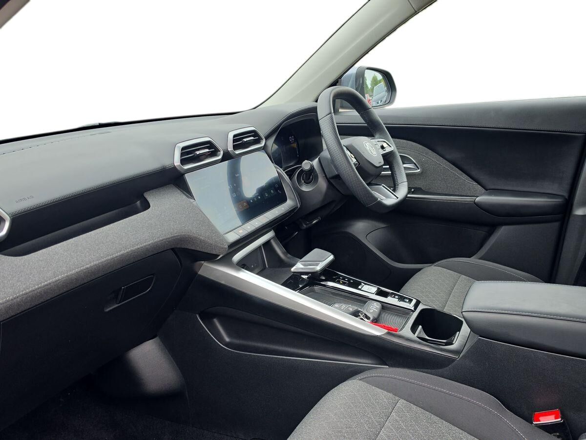 More views of MG ZS