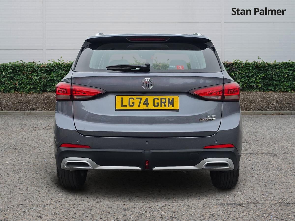 More views of MG ZS