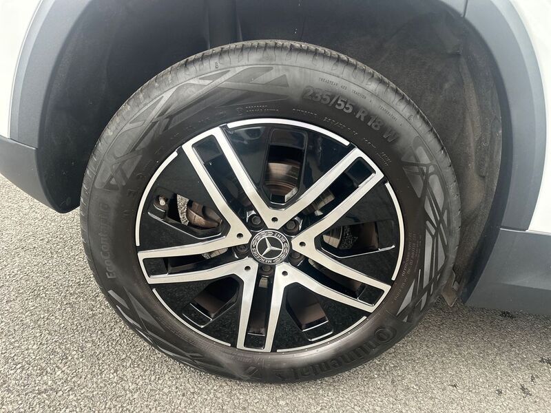 More views of Mercedes-Benz GLA