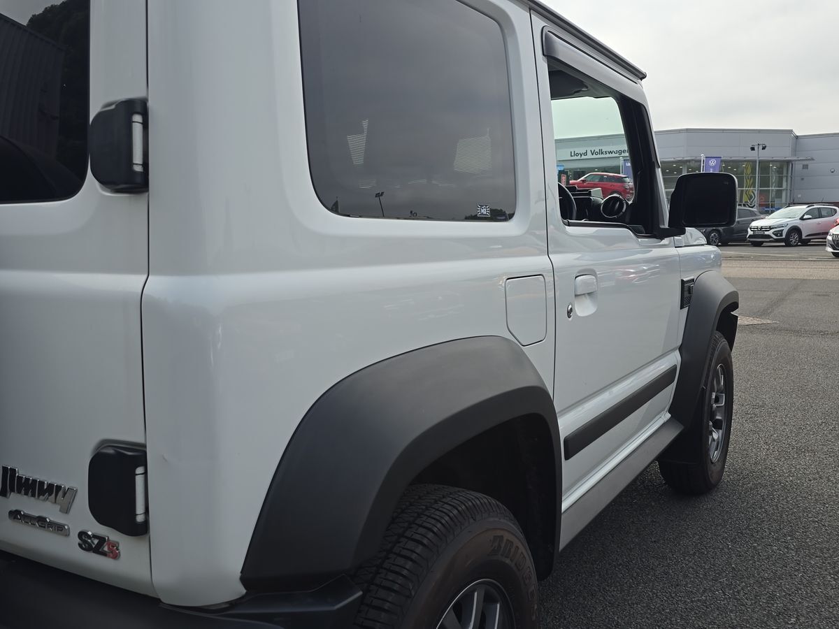 More views of Suzuki Jimny