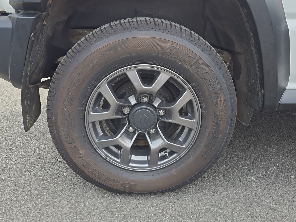 More views of Suzuki Jimny