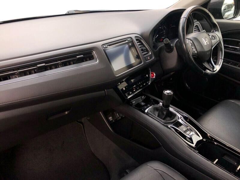 More views of Honda HR-V