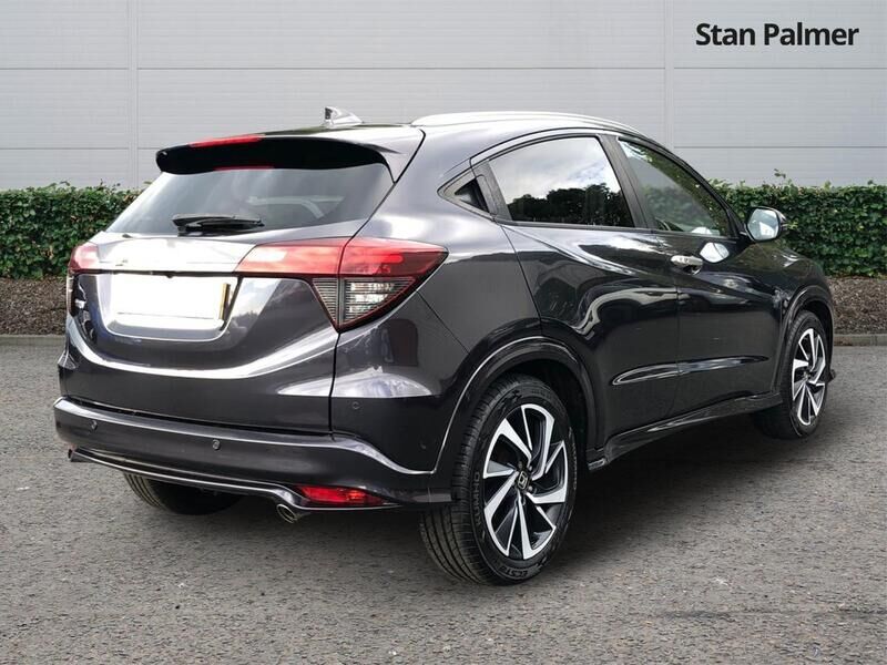 More views of Honda HR-V