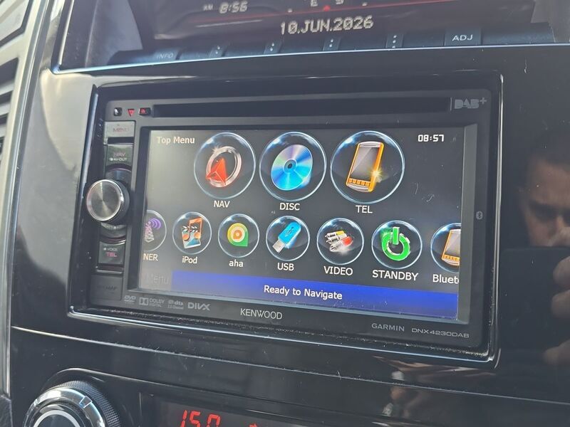 More views of Mitsubishi Shogun