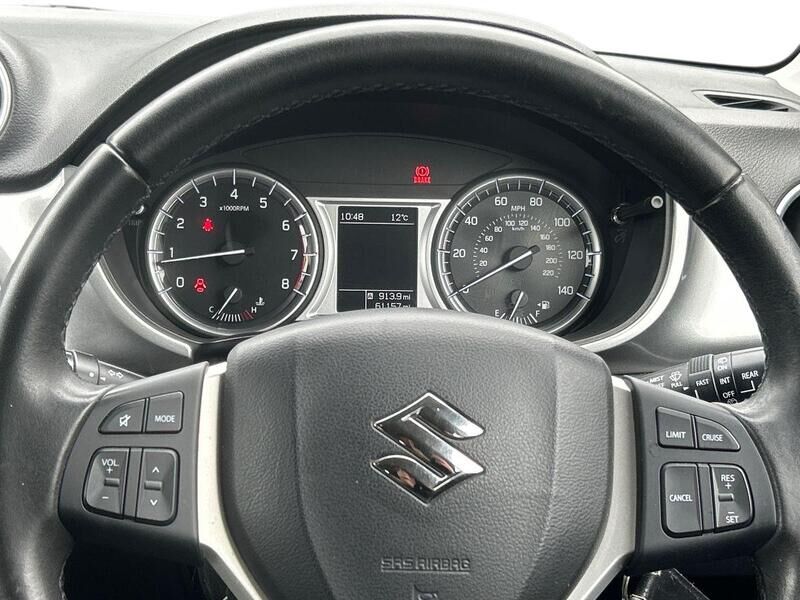 More views of Suzuki Vitara