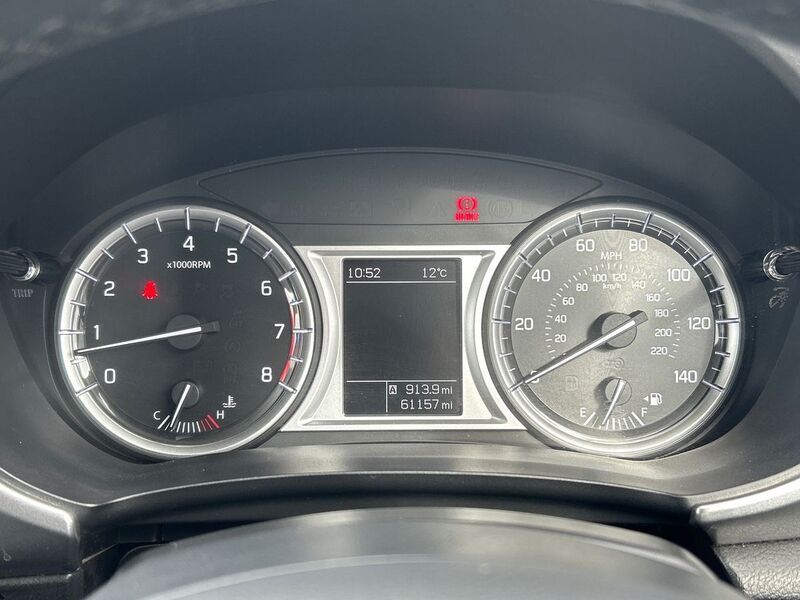 More views of Suzuki Vitara