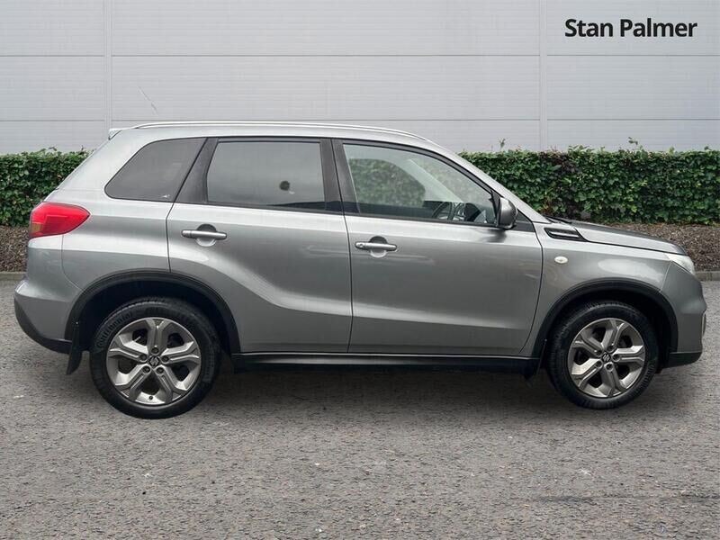 More views of Suzuki Vitara