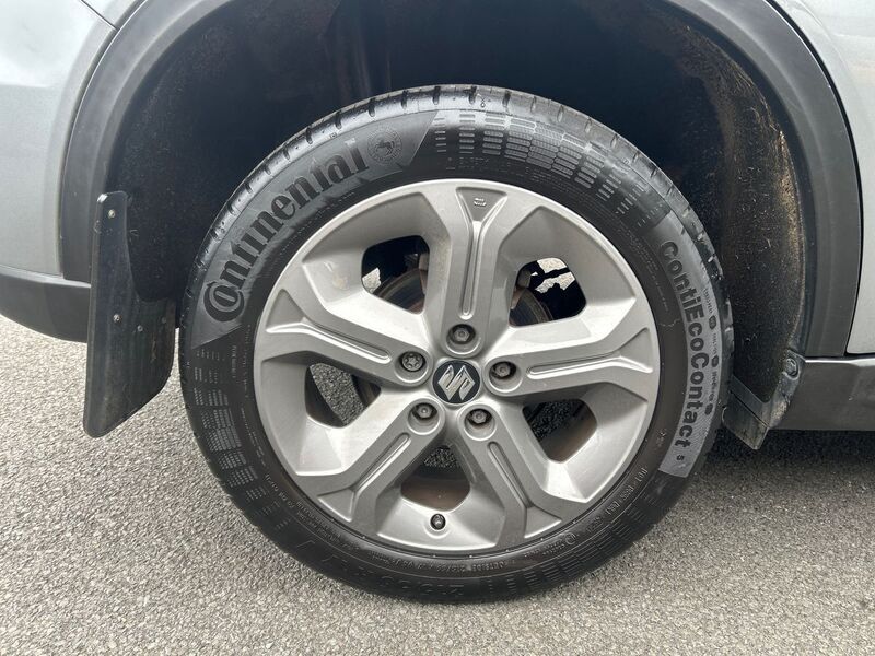 More views of Suzuki Vitara