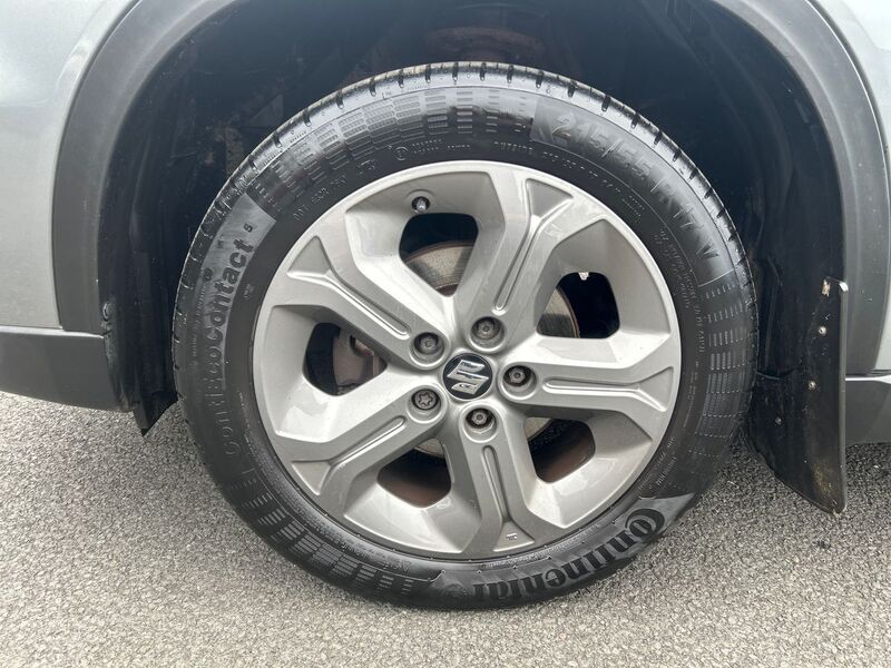 More views of Suzuki Vitara
