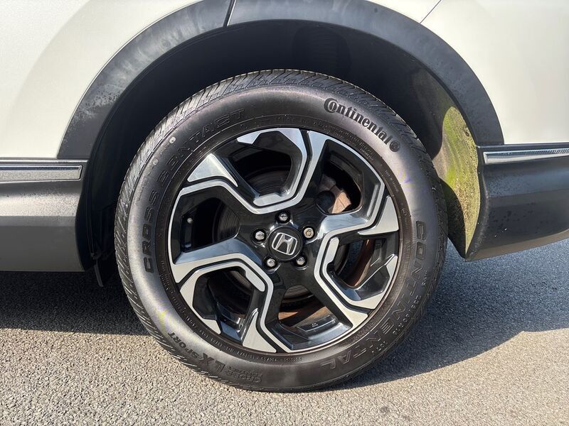 More views of Honda CR-V