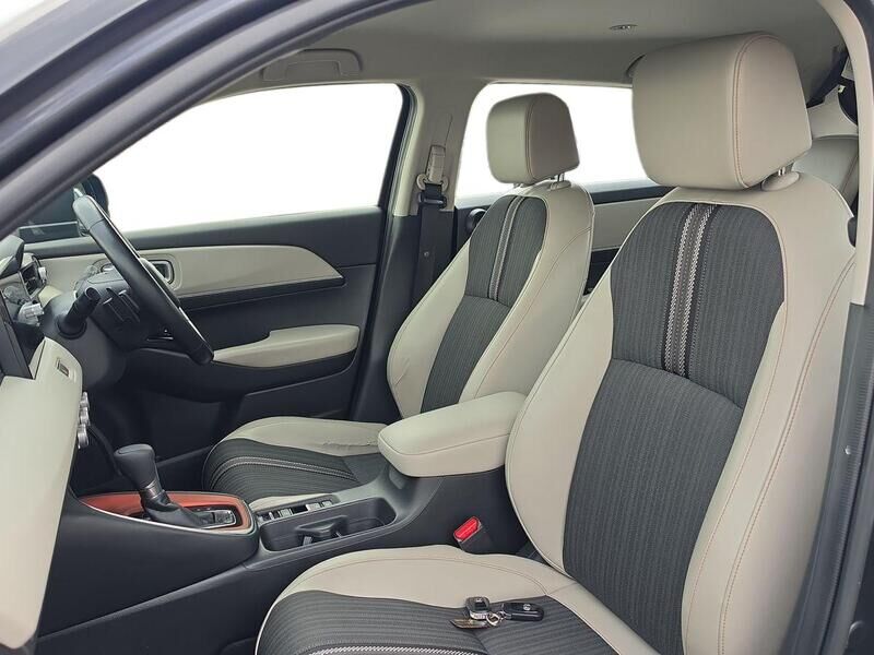 More views of Honda HR-V
