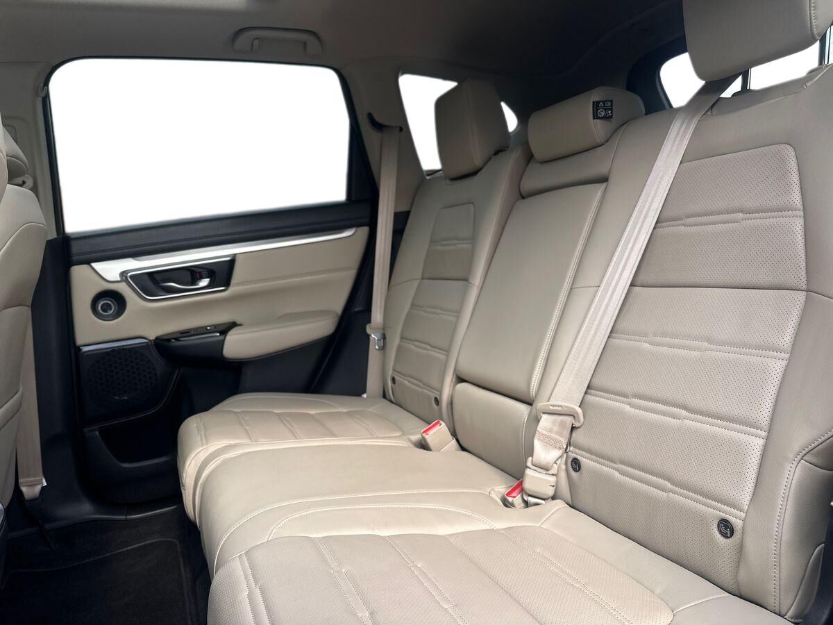 More views of Honda CR-V