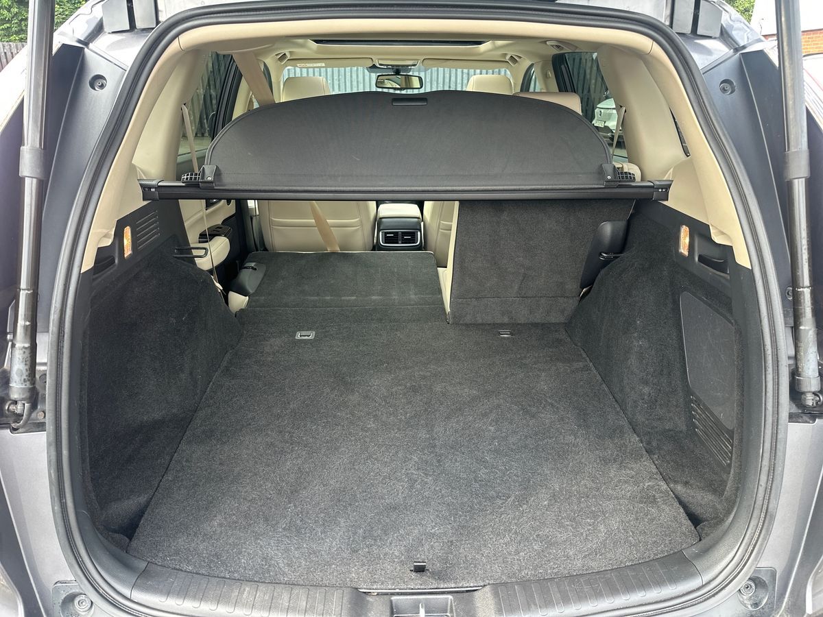More views of Honda CR-V