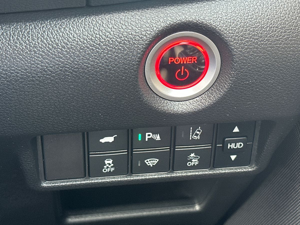 More views of Honda CR-V