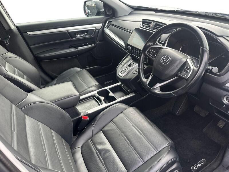 More views of Honda CR-V