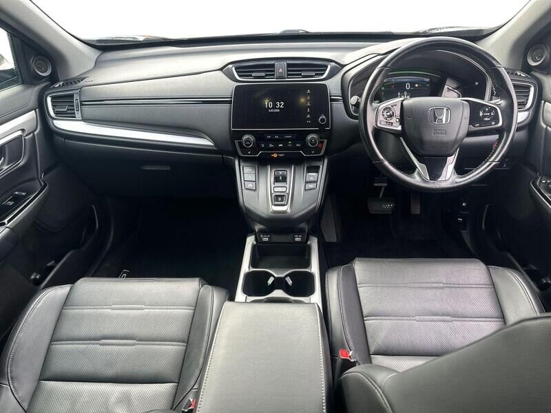 More views of Honda CR-V