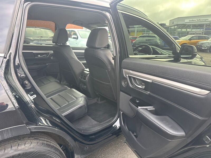 More views of Honda CR-V