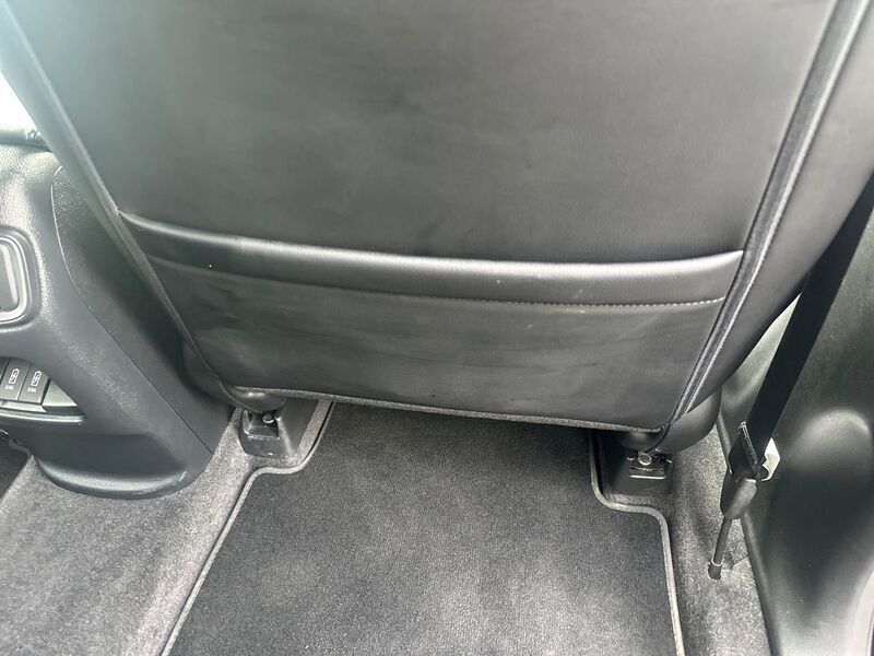 More views of Honda CR-V