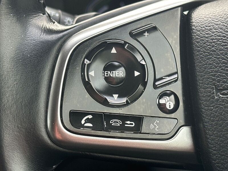 More views of Honda CR-V