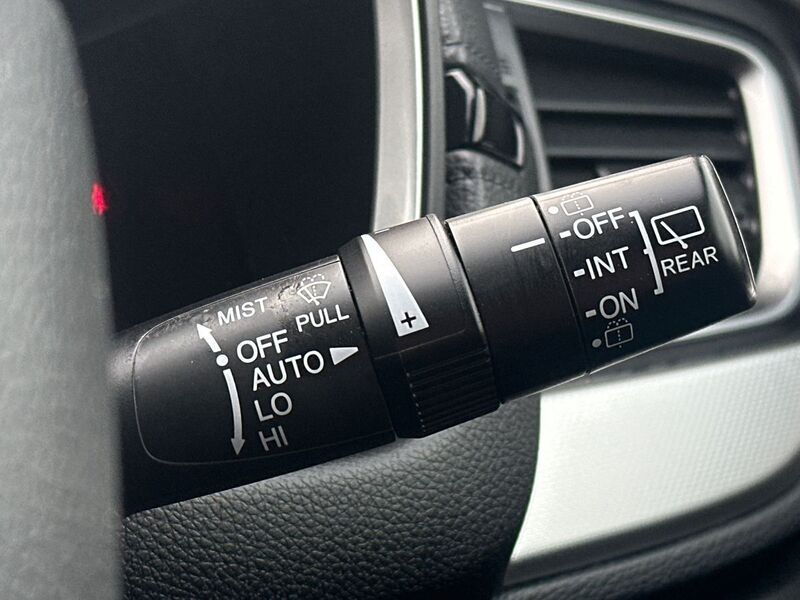 More views of Honda CR-V