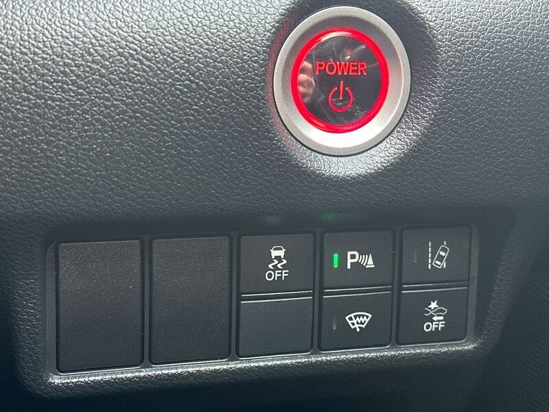 More views of Honda CR-V