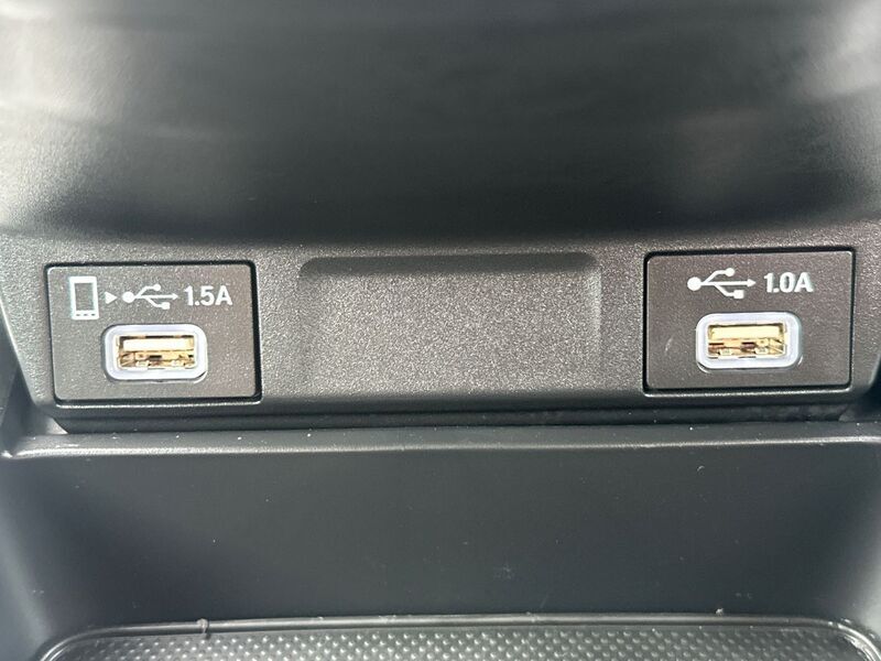 More views of Honda CR-V