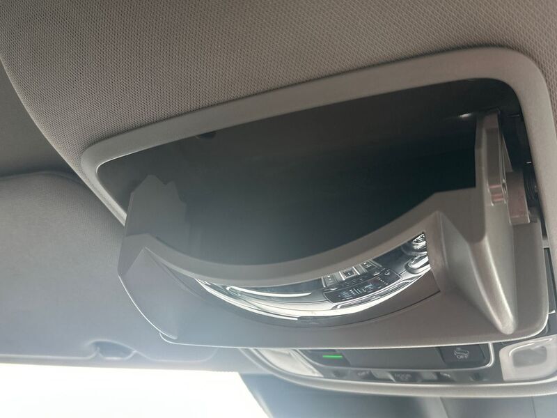 More views of Honda CR-V