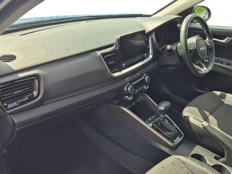 More views of Kia Stonic