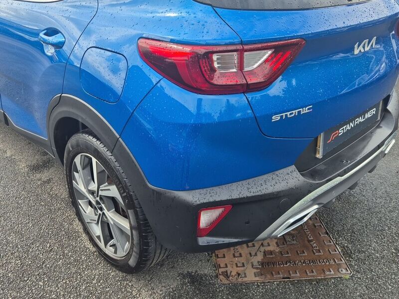 More views of Kia Stonic