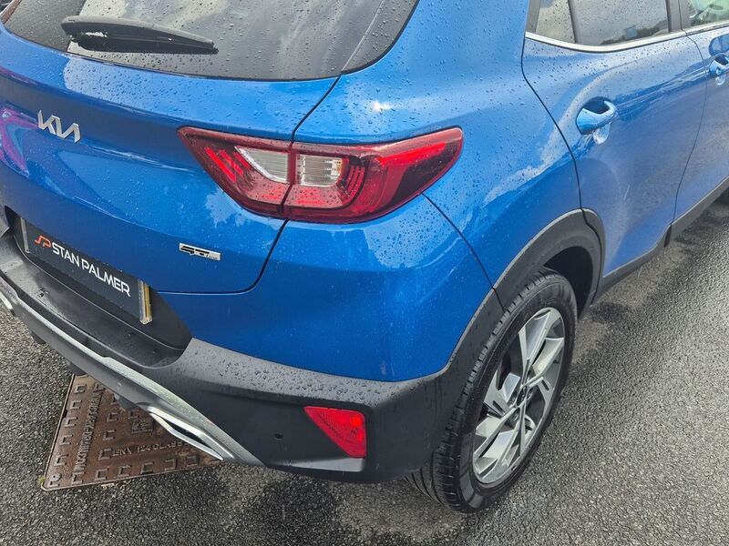 More views of Kia Stonic