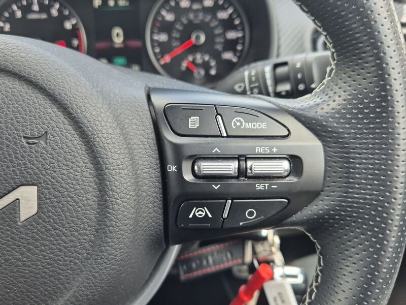 More views of Kia Stonic