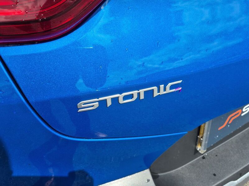 More views of Kia Stonic